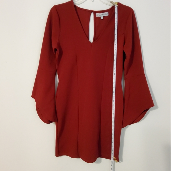 ALMOST FAMOUS STRETCH BURGUNDY SHEATH DRESS LONG BELL SLEEVE V NECKLINE SIZE L - Picture 2 of 9